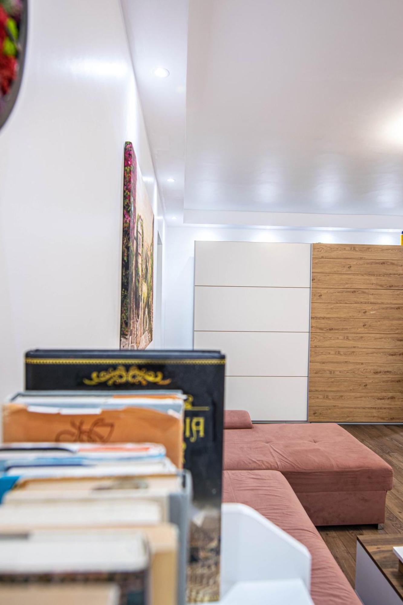 Apartament Near The Park Two Rooms 부쿠레슈티 외부 사진